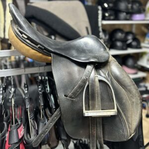 Selle Forestier ancienne en cuir – selle d’obstacle / mixte – occasion